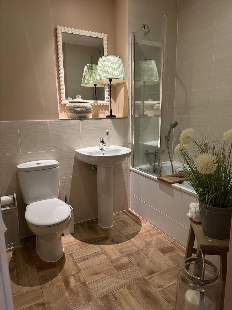 2 The Lodge, Paget Road, Penarth, CF64 1NQ